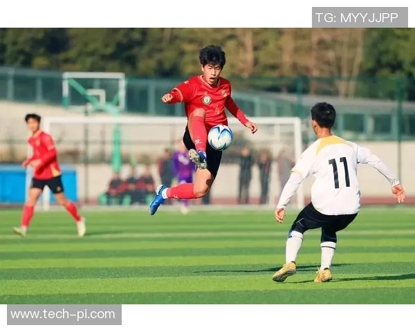 稀有姓氏的足球明星们:他们如何在绿茵场上书写传奇故事 稀有姓氏的足球明星们:他们如何在绿茵场上书写传奇故事