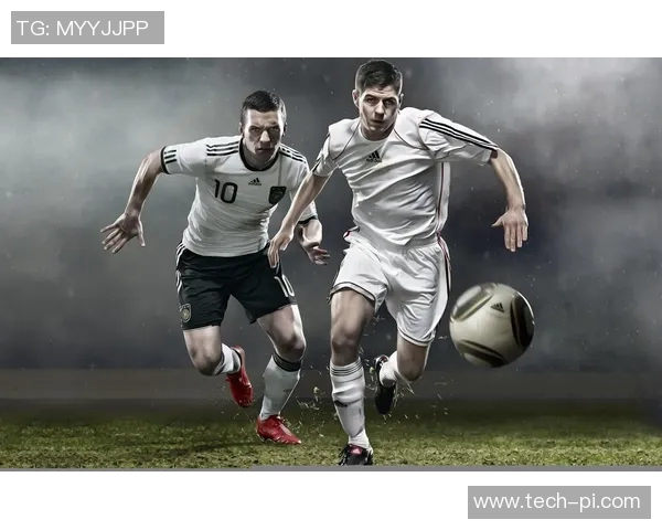 足球明星与模特妻子的甜蜜瞬间照片大赏展现他们的幸福生活与时尚魅力 足球明星与模特妻子的甜蜜瞬间照片大赏展现他们的幸福生活与时尚魅力