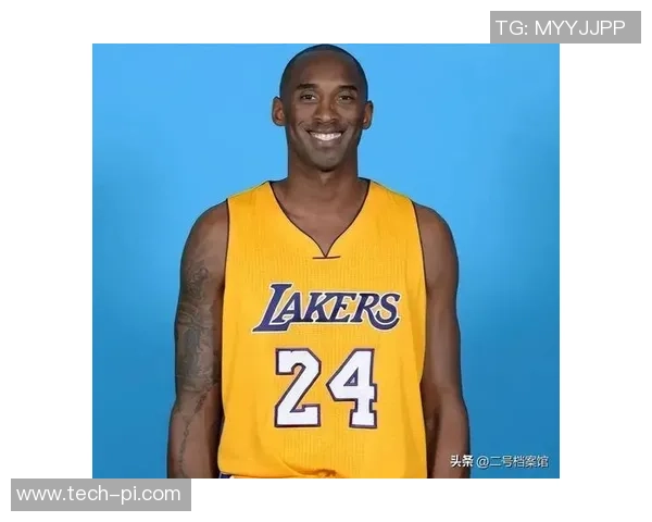 足球明星们齐聚哀悼科比致敬传奇篮球巨星的感人时刻 足球明星们齐聚哀悼科比致敬传奇篮球巨星的感人时刻